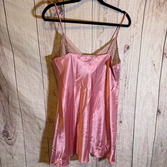 Vintage Nine and CompanyElegant Pink floral Lace Trim Chemise Slip Dress Large - Picture 6 of 6